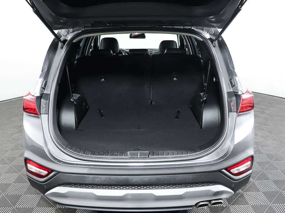 Б/У Хендай Санта Фе 2018 года. Фото: #8