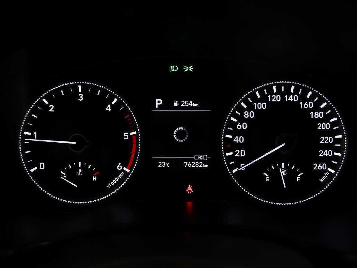 Б/У Хендай Санта Фе 2018 года. Фото: #13