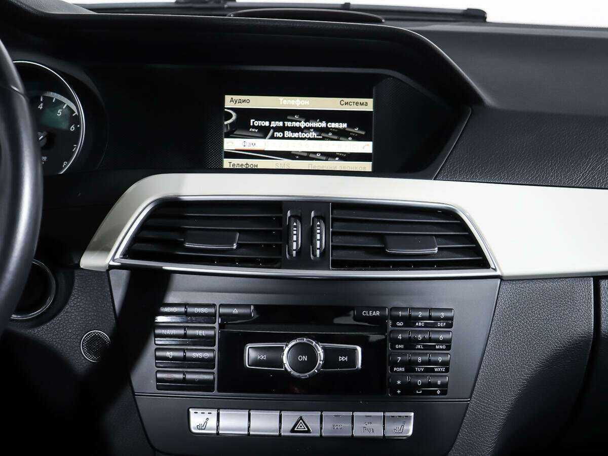 Б/У Мерседес-Бенц Ц-Класс 2011 года. Фото: #12