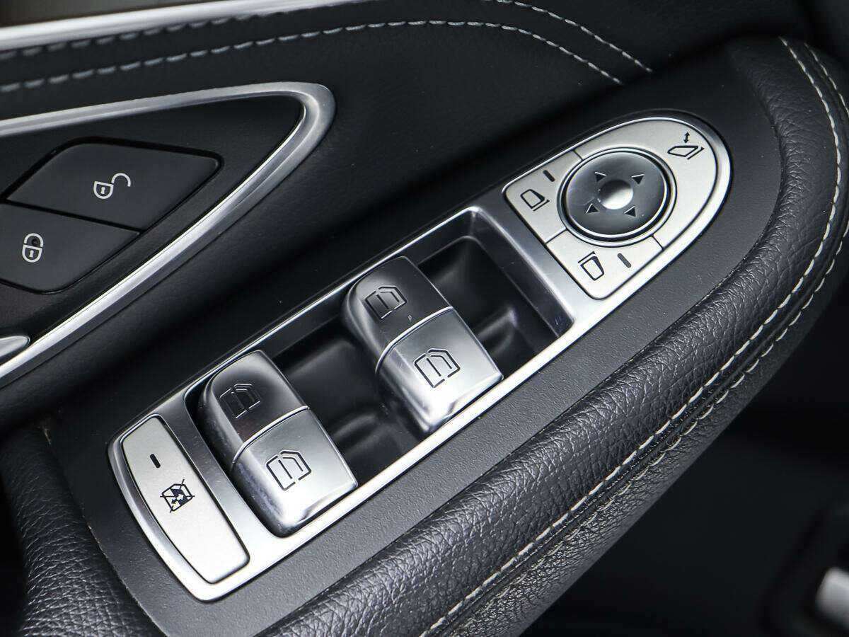 Б/У Мерседес-Бенц ГЛЦ 2016 года. Фото: #13