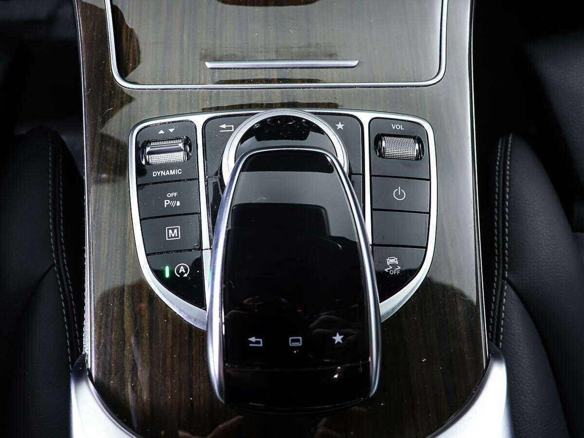 Б/У Мерседес-Бенц ГЛЦ 2016 года. Фото: #17