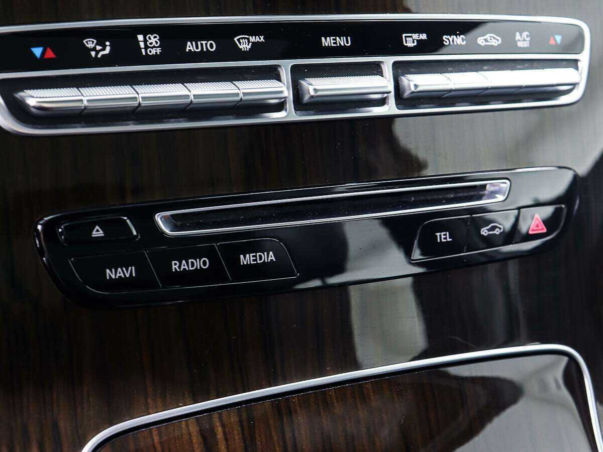 Б/У Мерседес-Бенц ГЛЦ 2016 года. Фото: #18