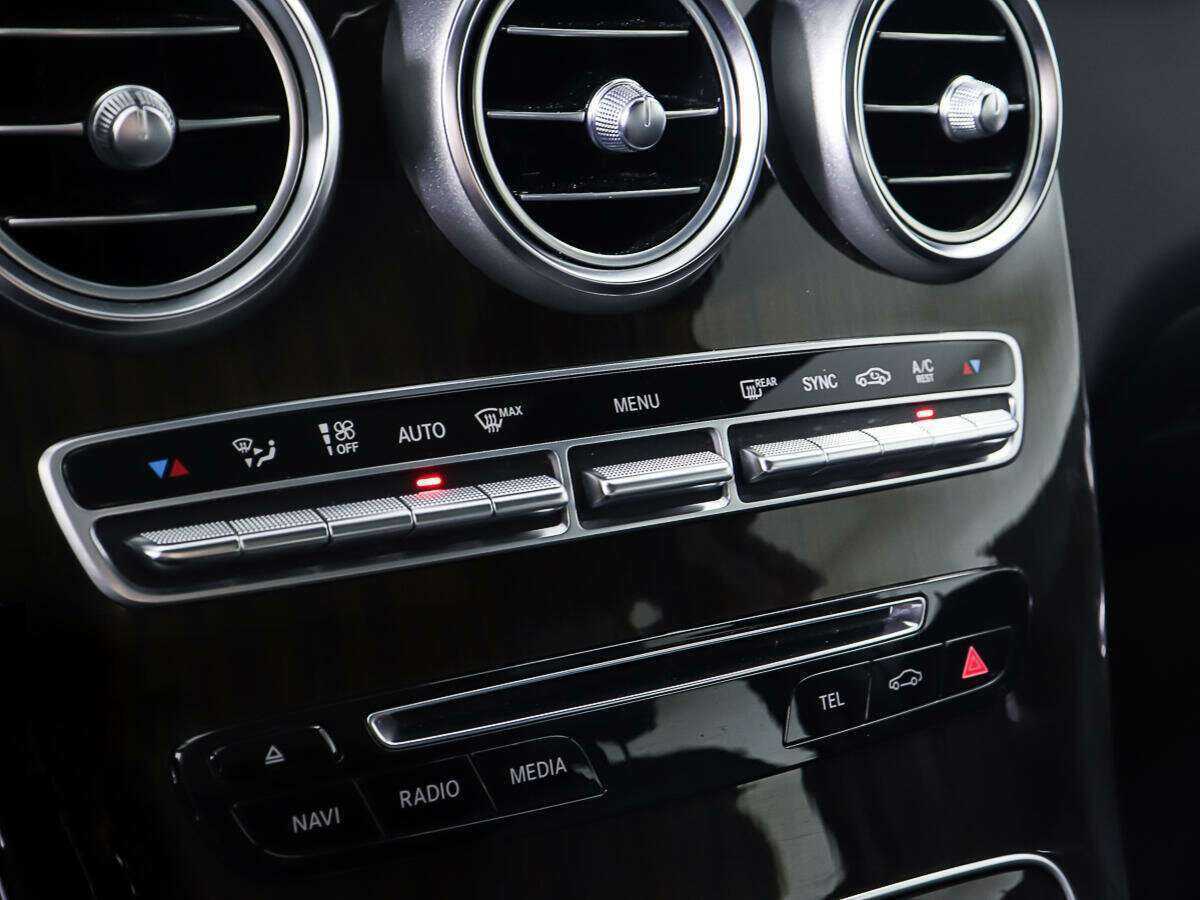 Б/У Мерседес-Бенц ГЛЦ 2016 года. Фото: #19