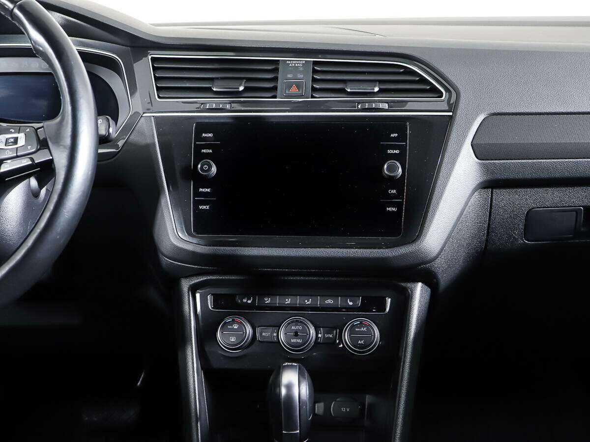 Б/У Фольксваген Тигуан 2018 года. Фото: #11