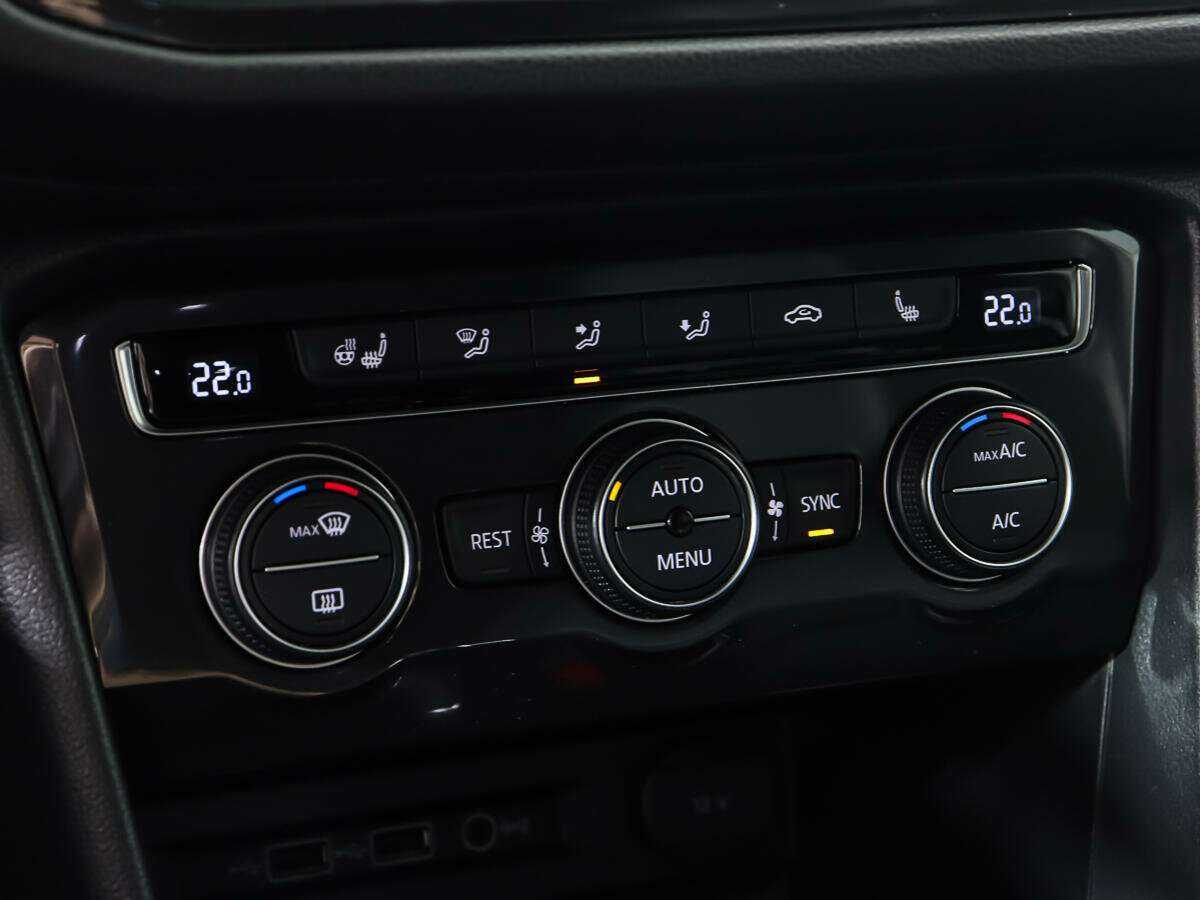 Б/У Фольксваген Тигуан 2018 года. Фото: #20