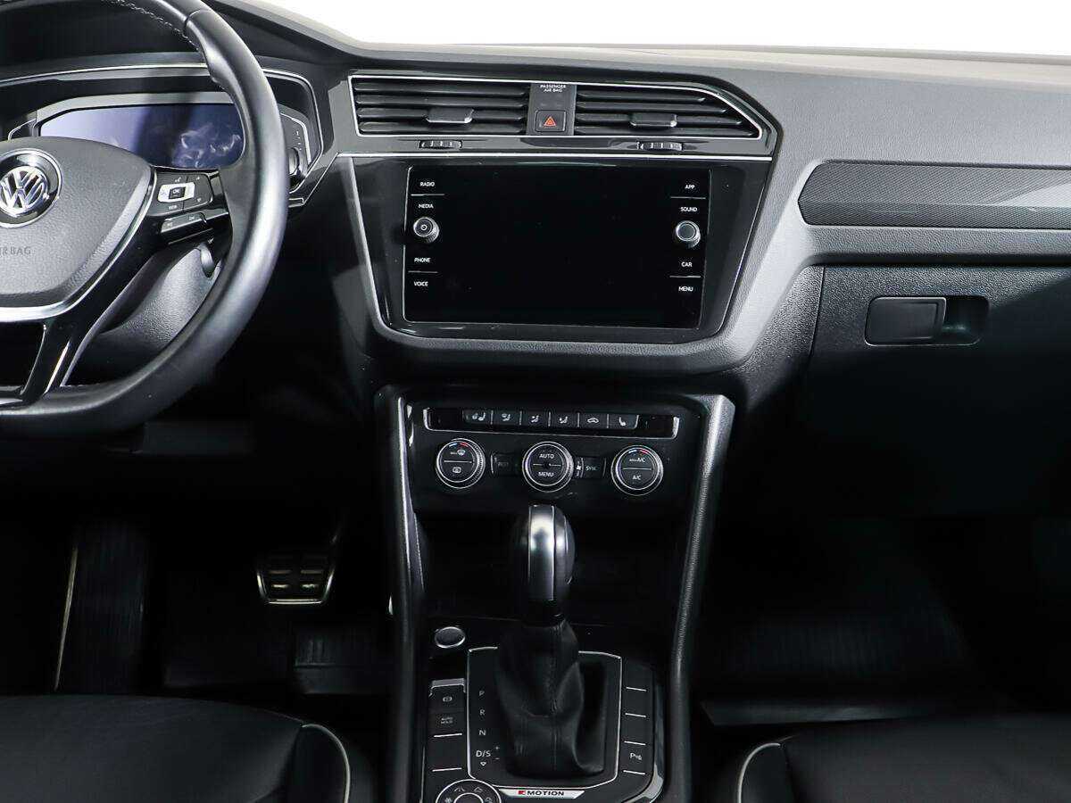 Б/У Фольксваген Тигуан 2020 года. Фото: #11