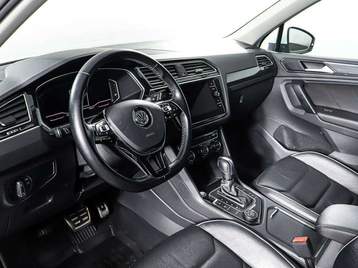 Б/У Фольксваген Тигуан 2020 года. Фото: #12