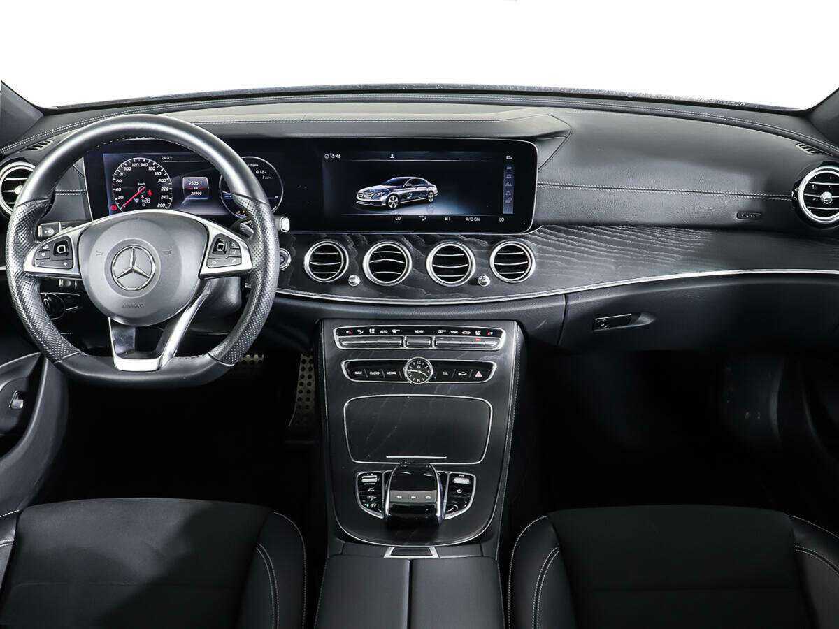 Б/У Мерседес-Бенц Е-Класс 2017 года. Фото: #10