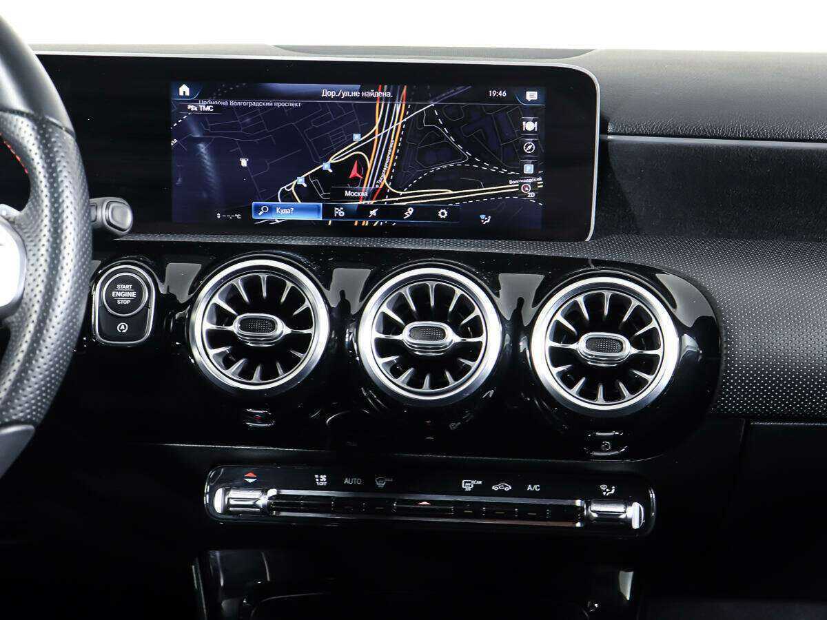 Б/У Мерседес-Бенц А-Класс 2019 года. Фото: #10