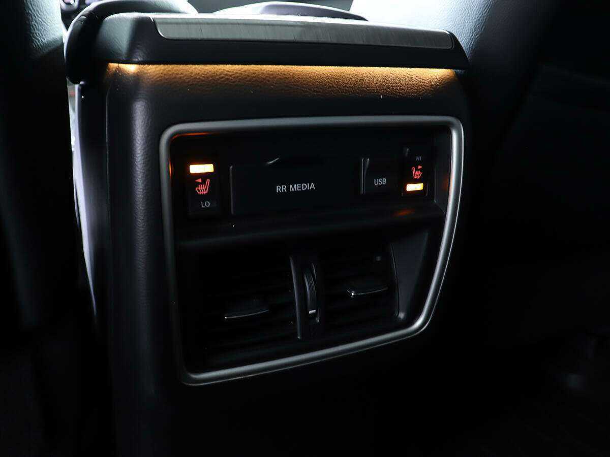 Б/У Ниссан Мурано 2020 года. Фото: #18