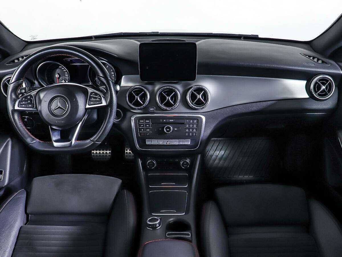 Б/У Мерседес-Бенц КЛА 2016 года. Фото: #10