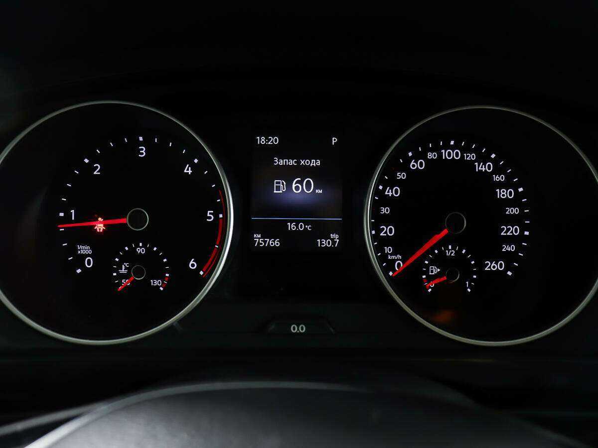 Б/У Фольксваген Тигуан 2018 года. Фото: #12