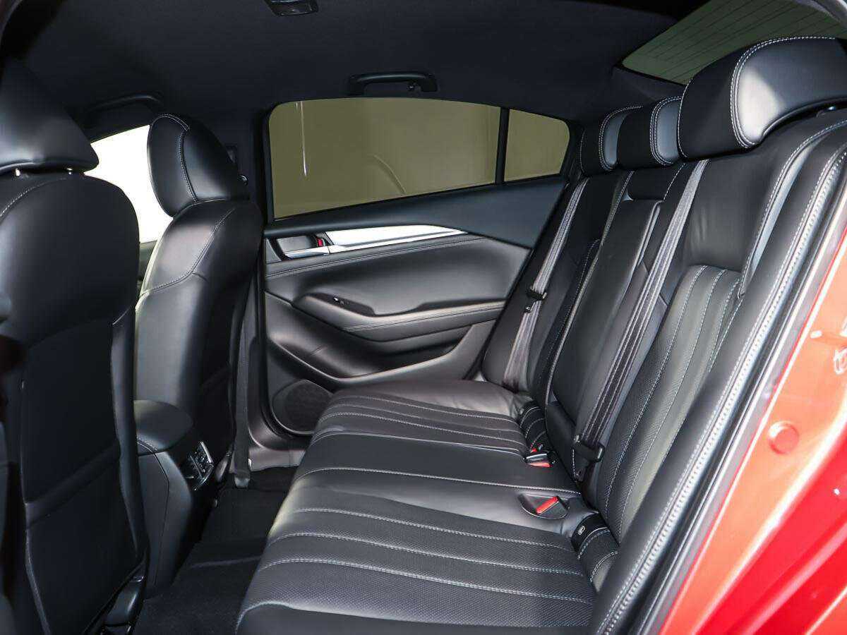 Б/У Мазда 6 2021 года. Фото: #9