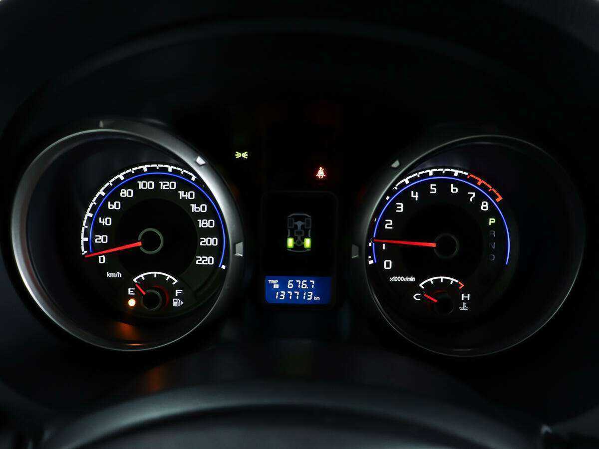 Б/У Митсубиши Паджеро 2010 года. Фото: #13