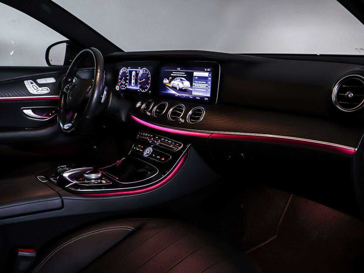 Б/У Мерседес-Бенц Е-Класс 2016 года. Фото: #22