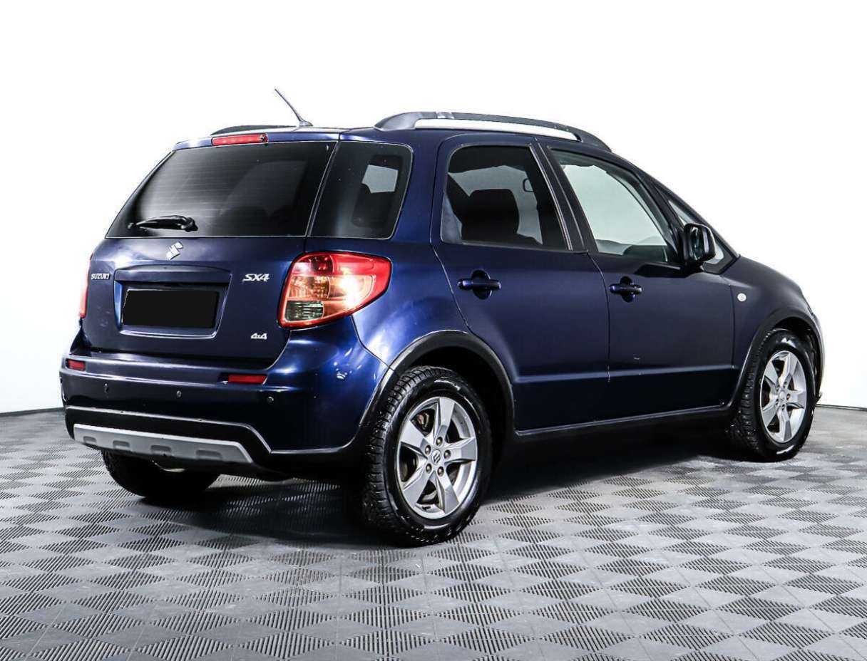 Б/У Сузуки С-Икс4 2010 года. Фото: #4