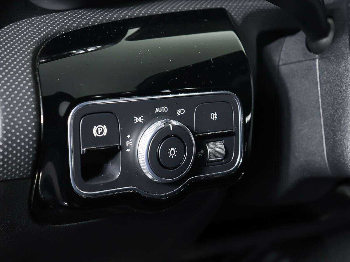 Б/У Мерседес-Бенц КЛА 2020 года. Фото: #15