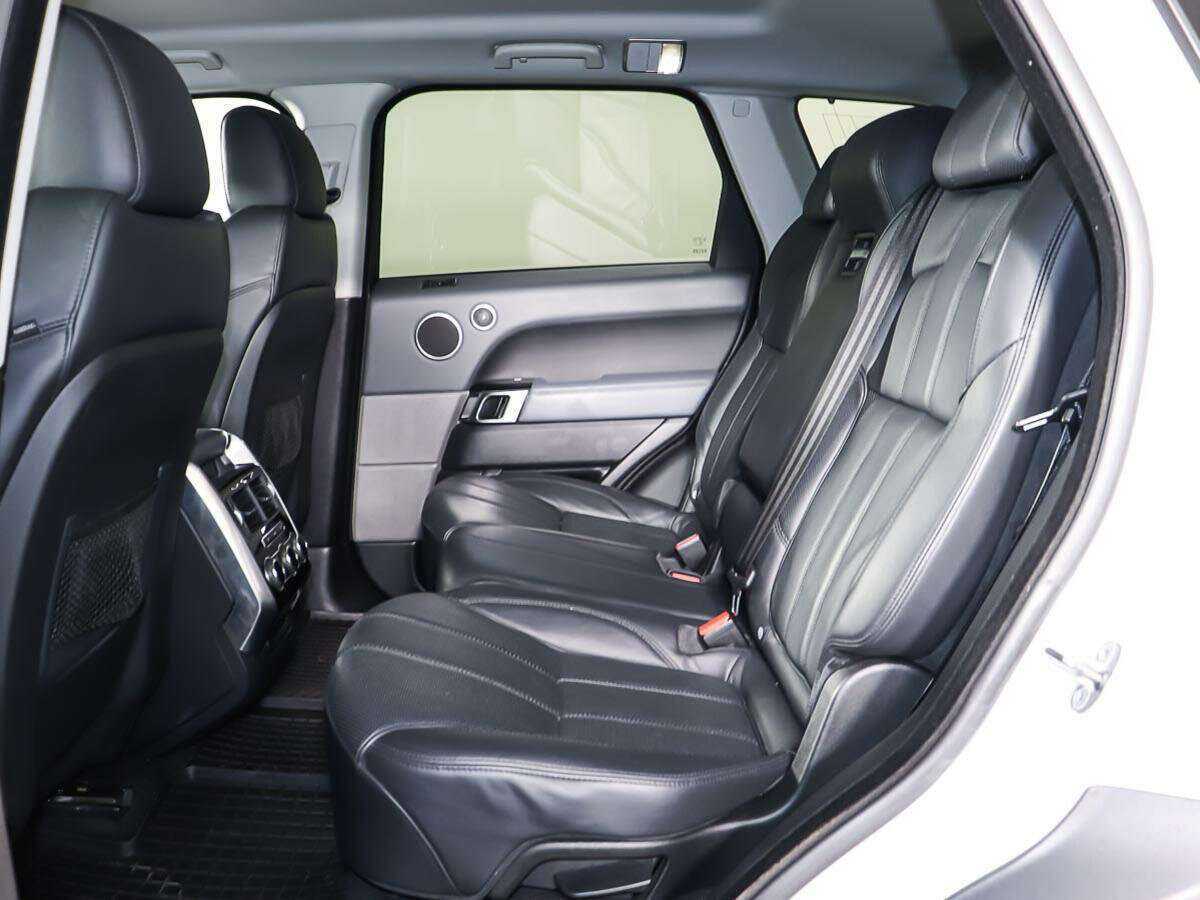 Б/У Лэнд Ровер Рэнж Ровер Спорт 2013 года. Фото: #9