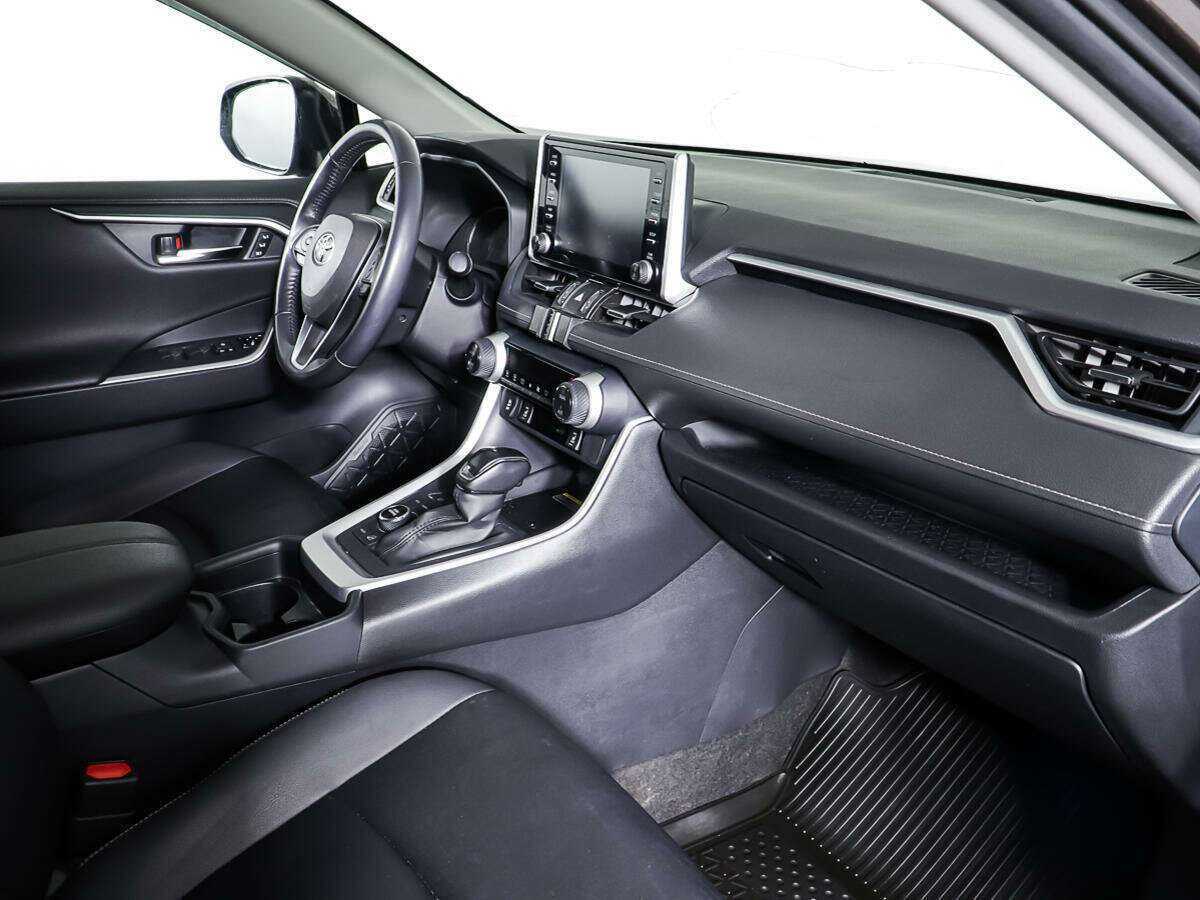 Б/У Тойота Рав4 2019 года. Фото: #8