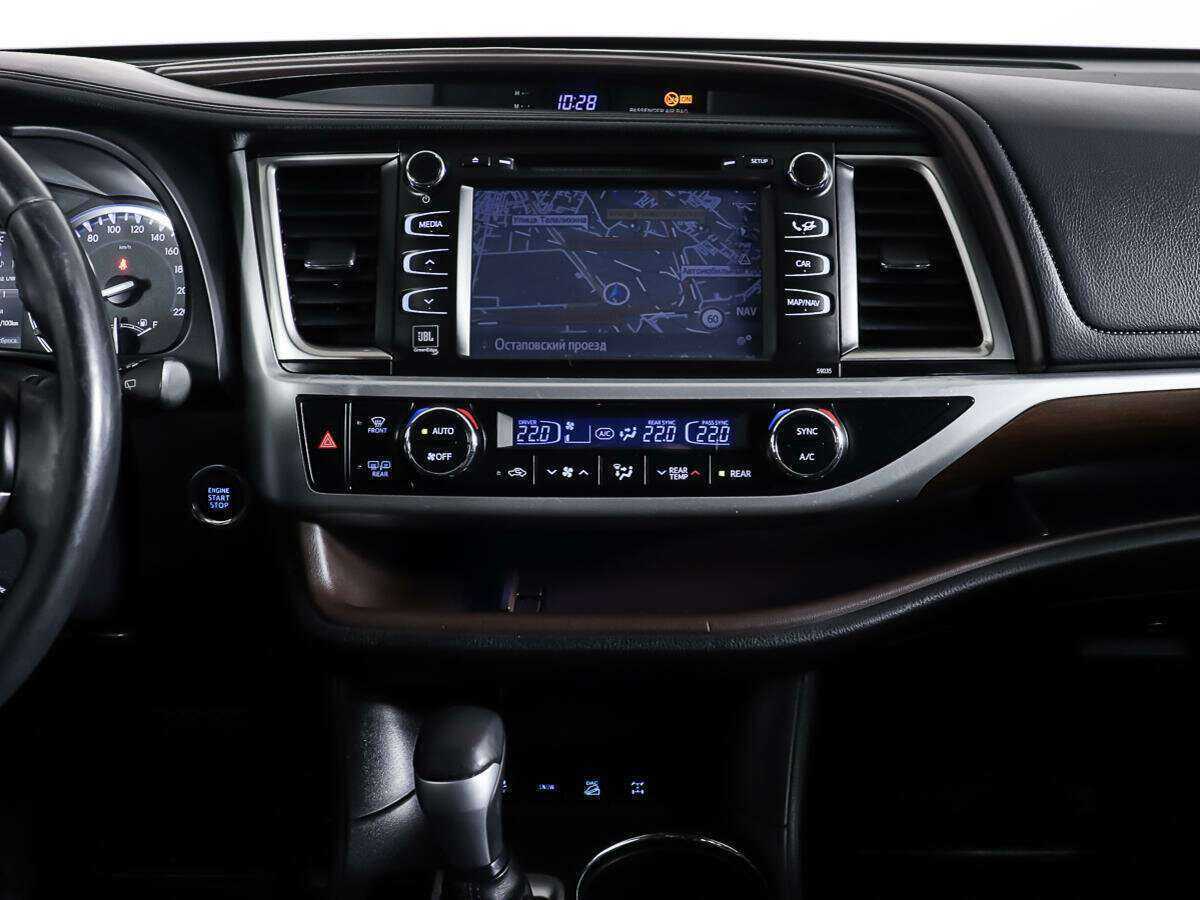 Б/У Тойота Хайлэндер 2014 года. Фото: #11