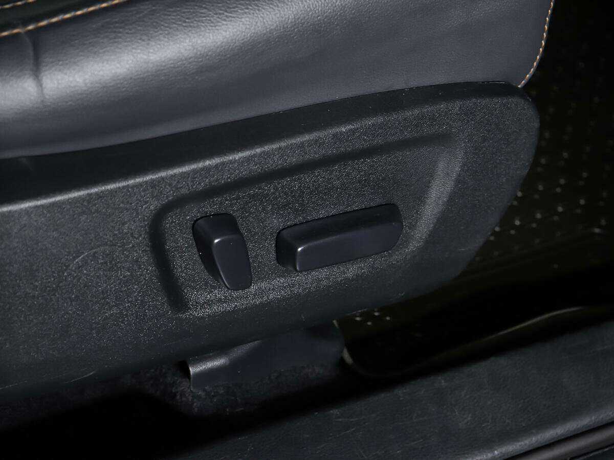 Б/У Тойота Хайлэндер 2014 года. Фото: #13