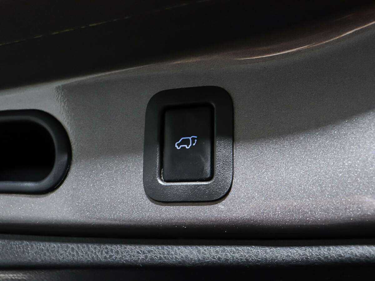 Б/У Тойота Хайлэндер 2014 года. Фото: #15