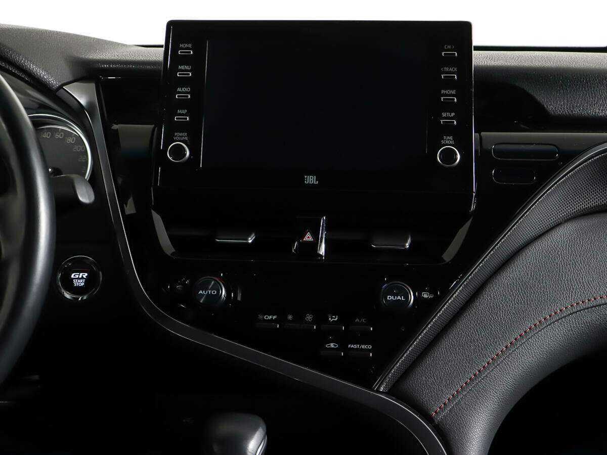 Б/У Тойота Камри 2021 года. Фото: #11