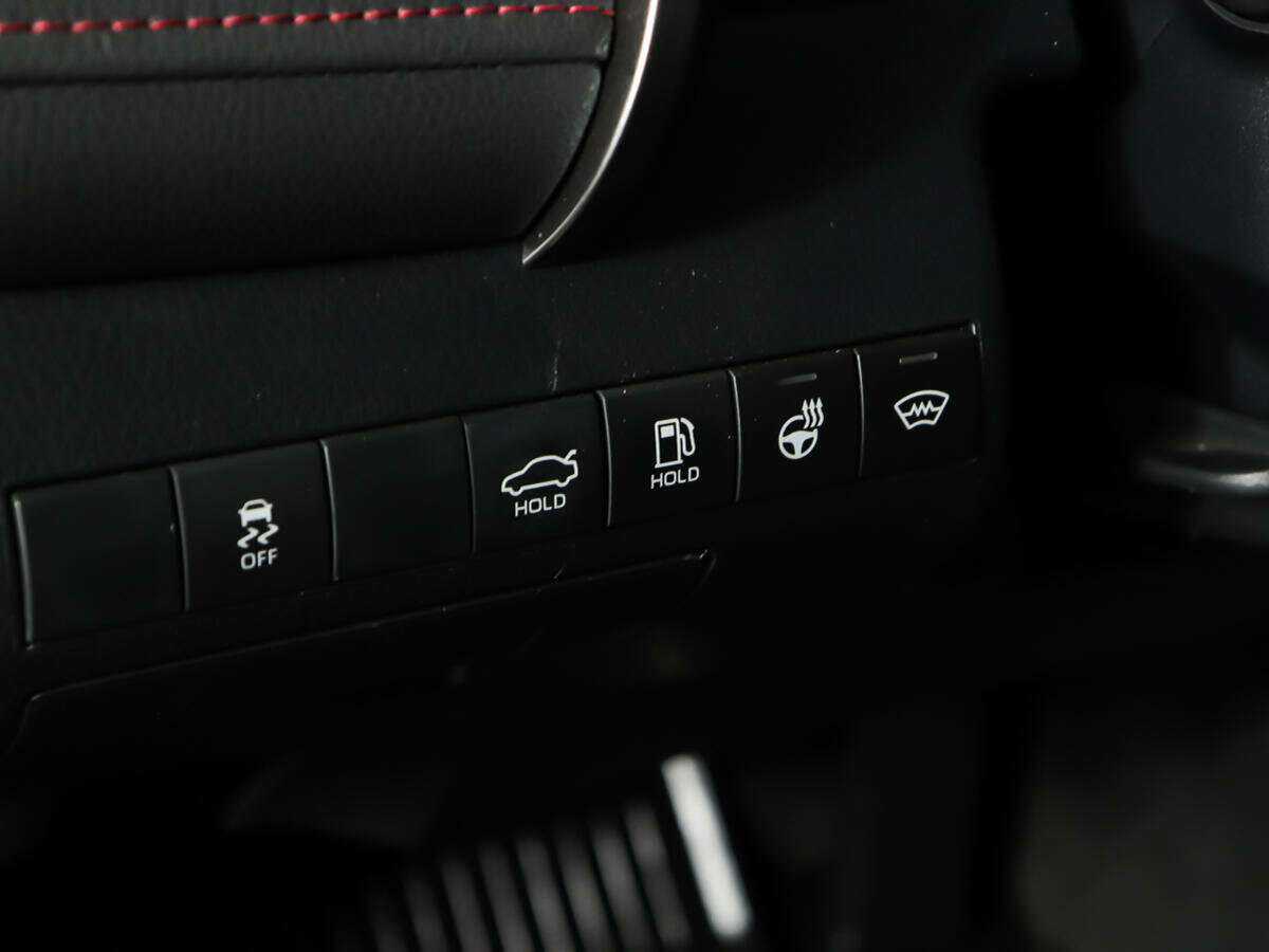 Б/У Тойота Камри 2021 года. Фото: #17