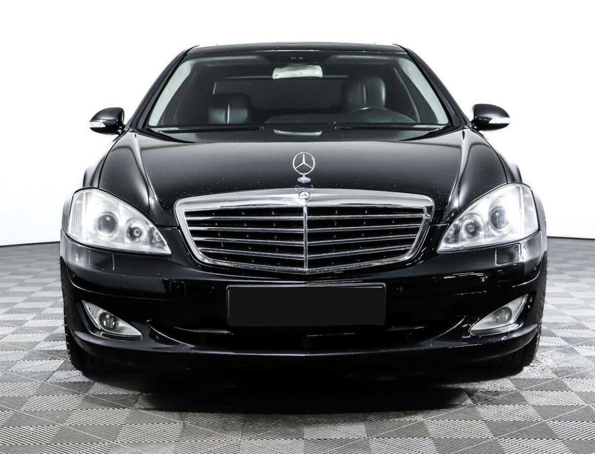 Б/У Мерседес-Бенц С-Класс 2006 года. Фото: #1