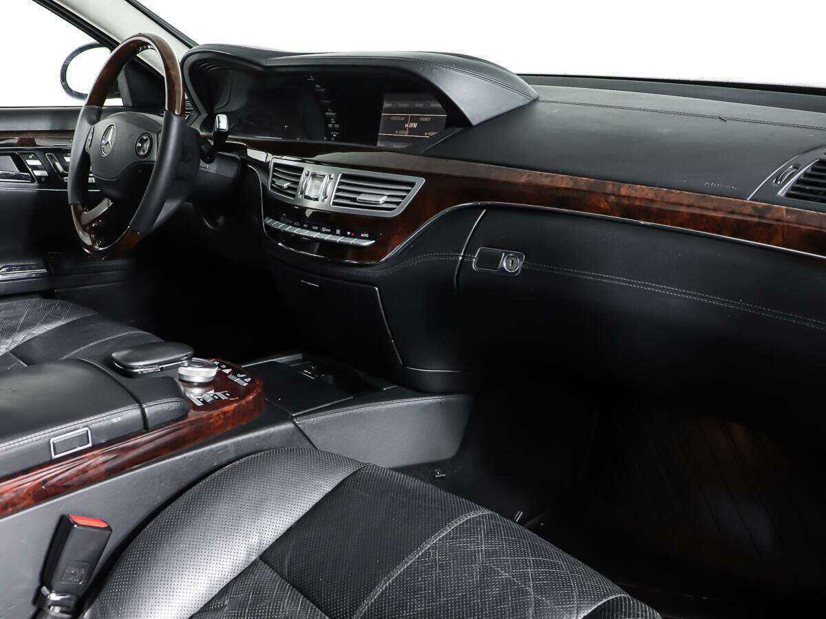 Б/У Мерседес-Бенц С-Класс 2006 года. Фото: #8