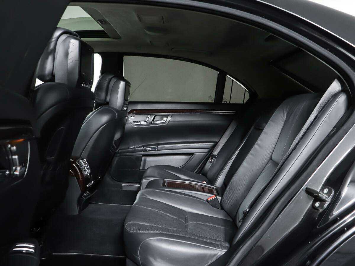 Б/У Мерседес-Бенц С-Класс 2006 года. Фото: #9