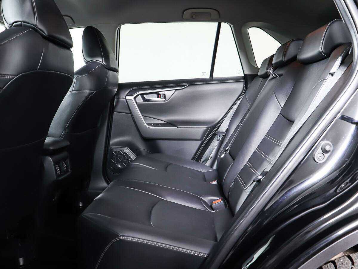 Б/У Тойота Рав4 2021 года. Фото: #9