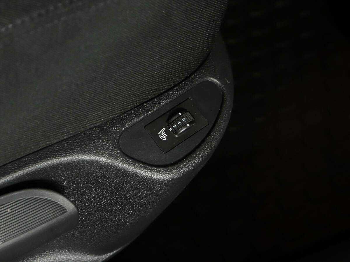 Б/У Пежо 308 2010 года. Фото: #13