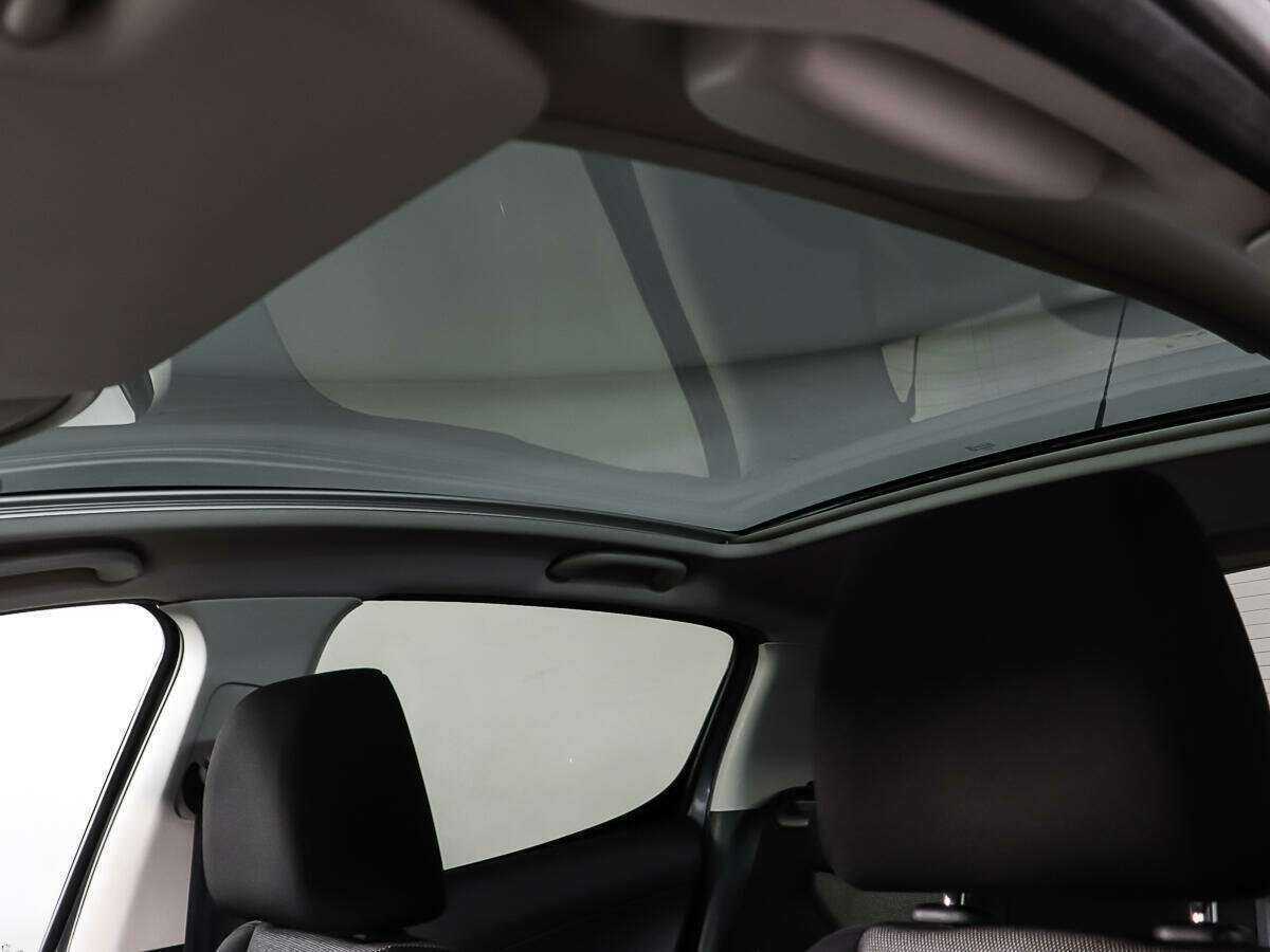 Б/У Пежо 308 2010 года. Фото: #17