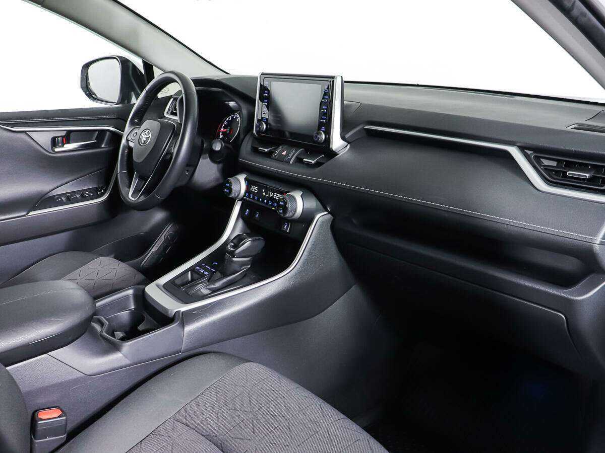 Б/У Тойота Рав4 2020 года. Фото: #9