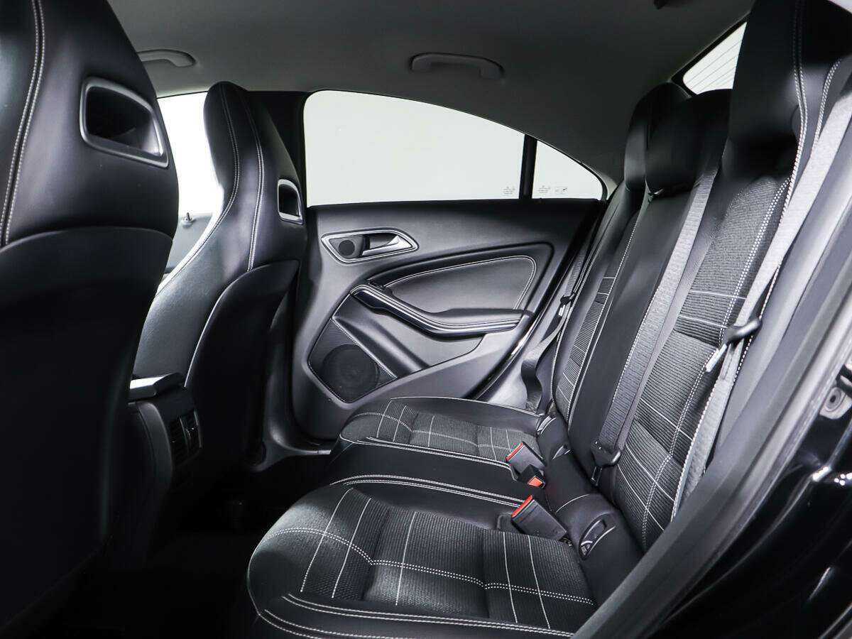 Б/У Мерседес-Бенц КЛА 2015 года. Фото: #9