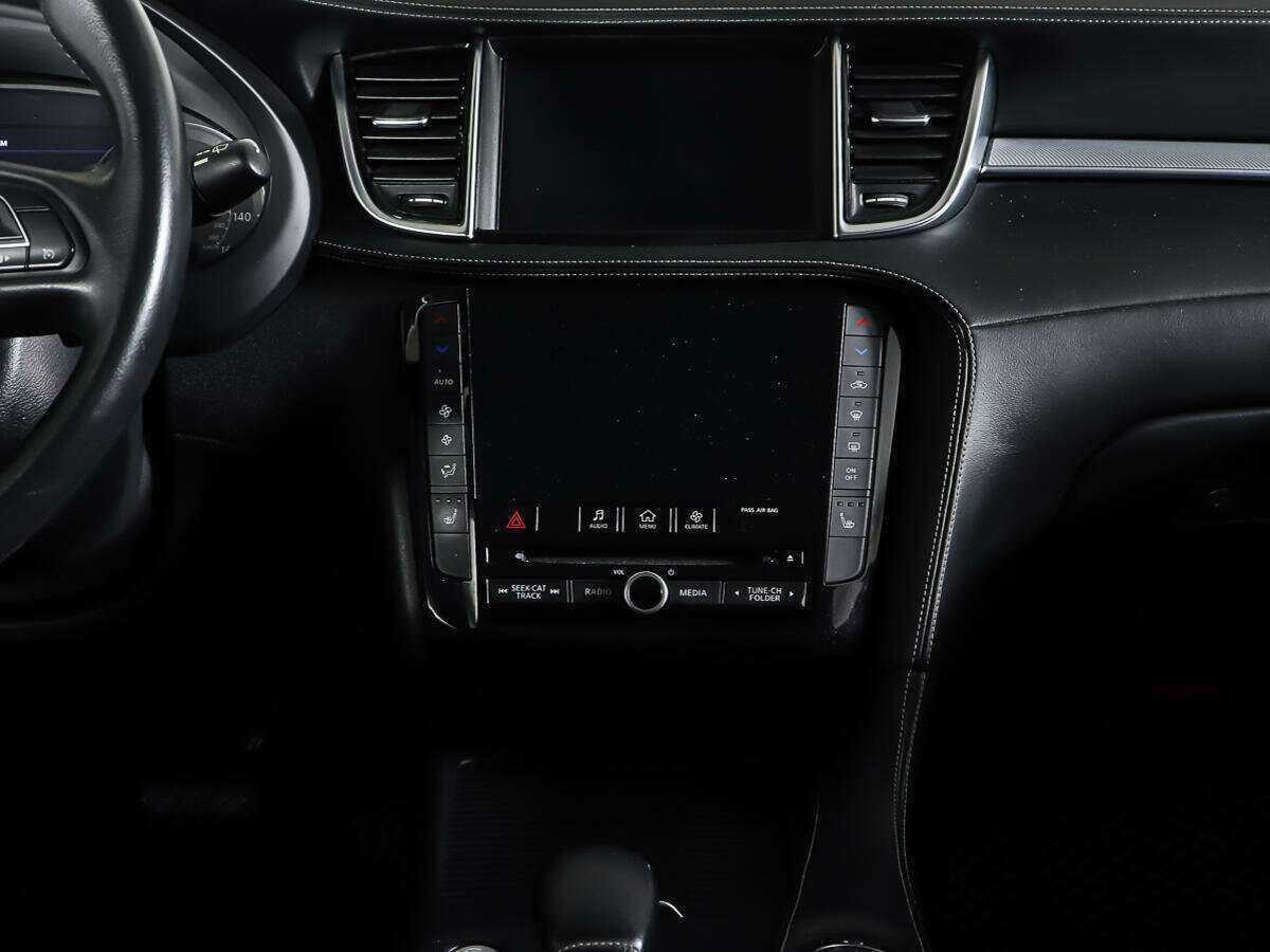 Б/У Инфинити К-Икс50 2018 года. Фото: #11