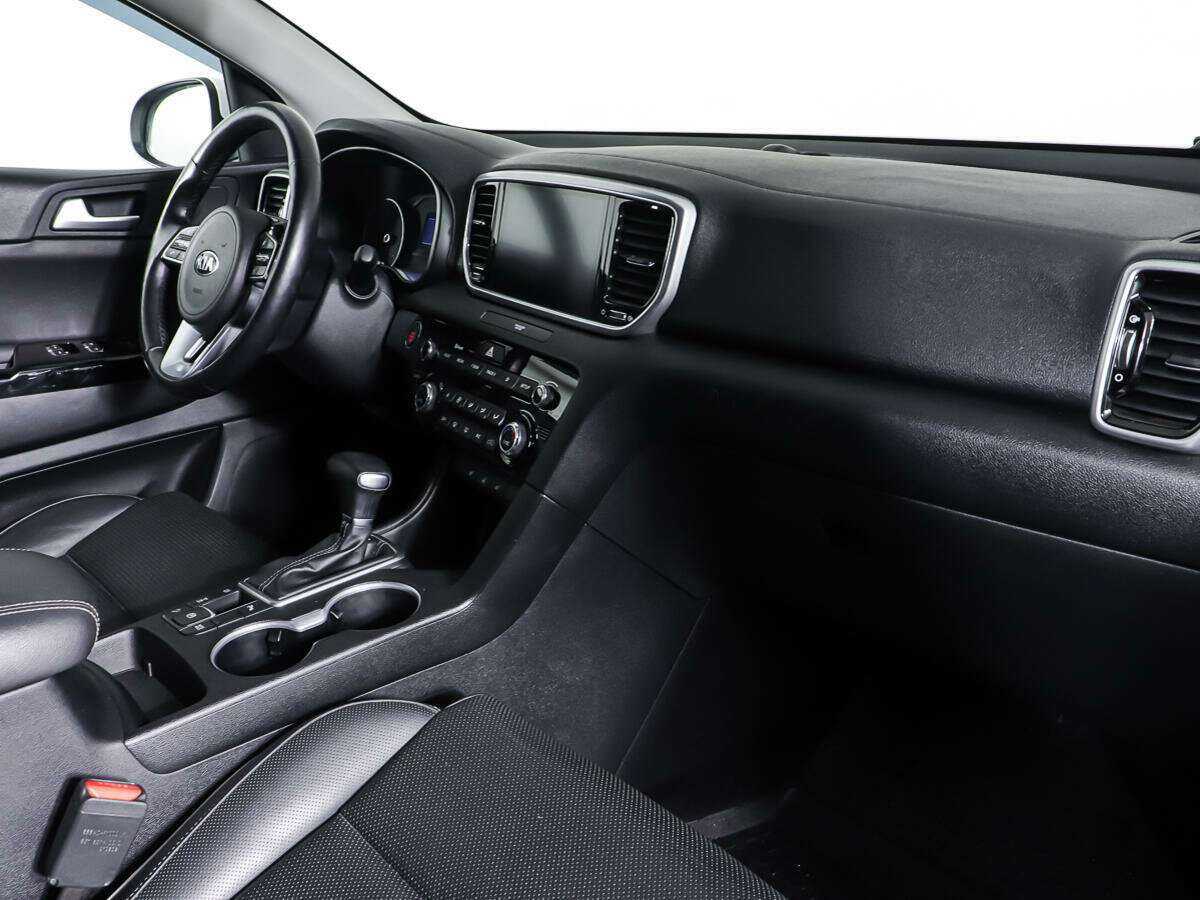 Б/У Киа Спортейдж 2021 года. Фото: #8