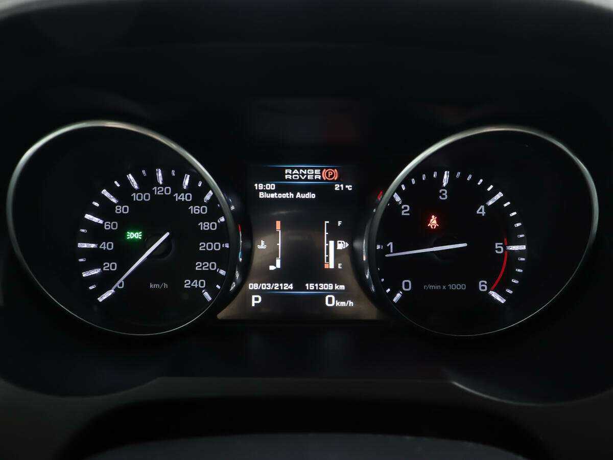 Б/У Лэнд Ровер Рэнж Ровер Эвок 2013 года. Фото: #13