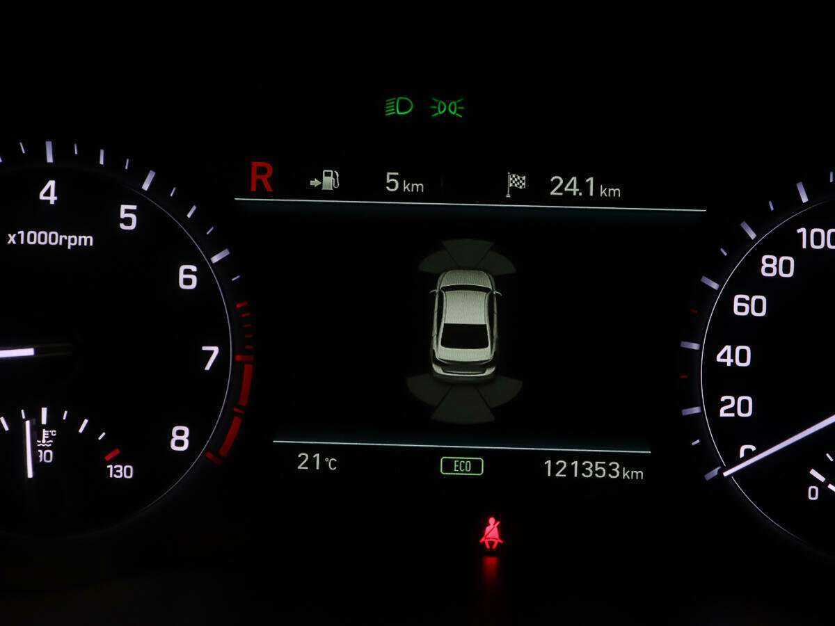 Б/У Генезис Г80 2017 года. Фото: #22