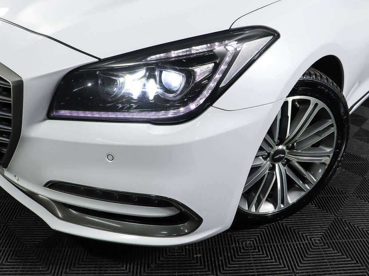 Б/У Генезис Г80 2017 года. Фото: #25