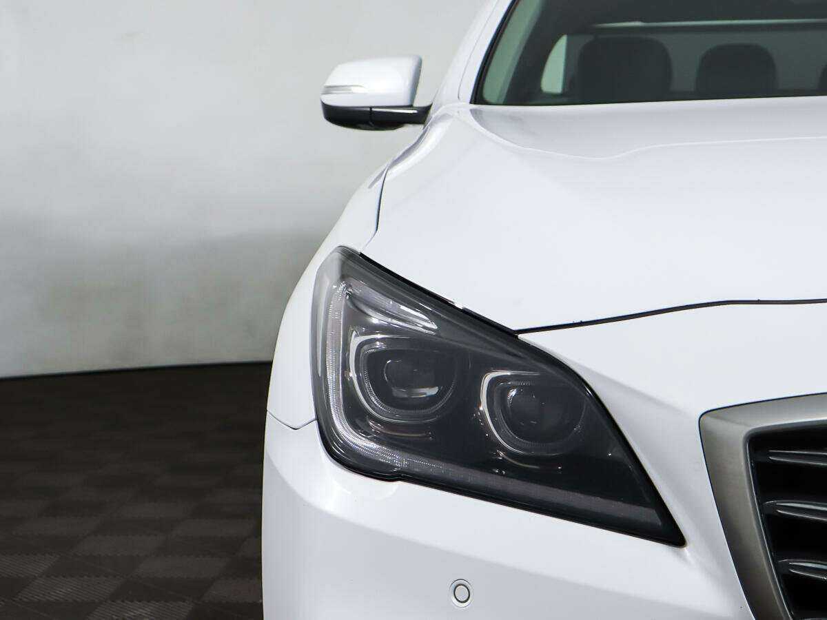 Б/У Генезис Г80 2017 года. Фото: #31