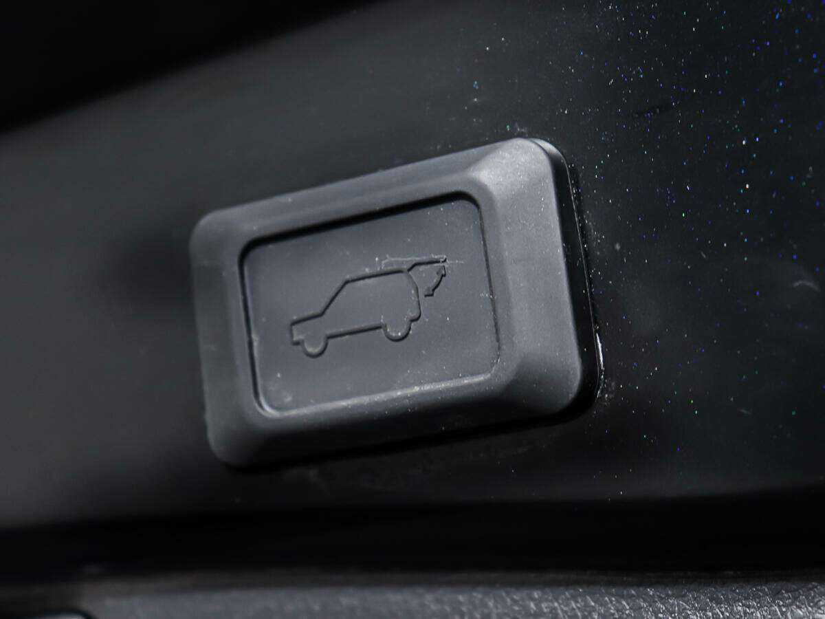 Б/У Тойота Рав4 2022 года. Фото: #15