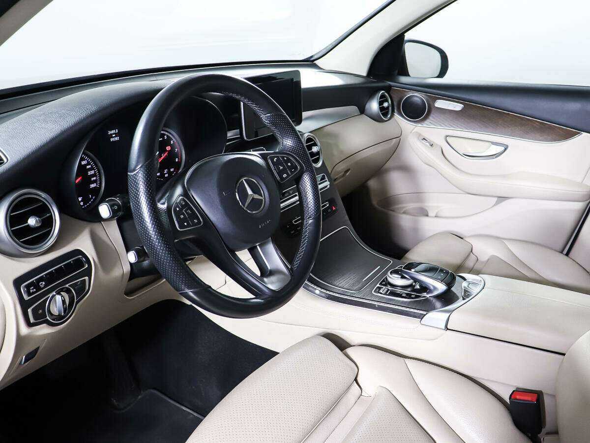 Б/У Мерседес-Бенц ГЛЦ 2016 года. Фото: #12