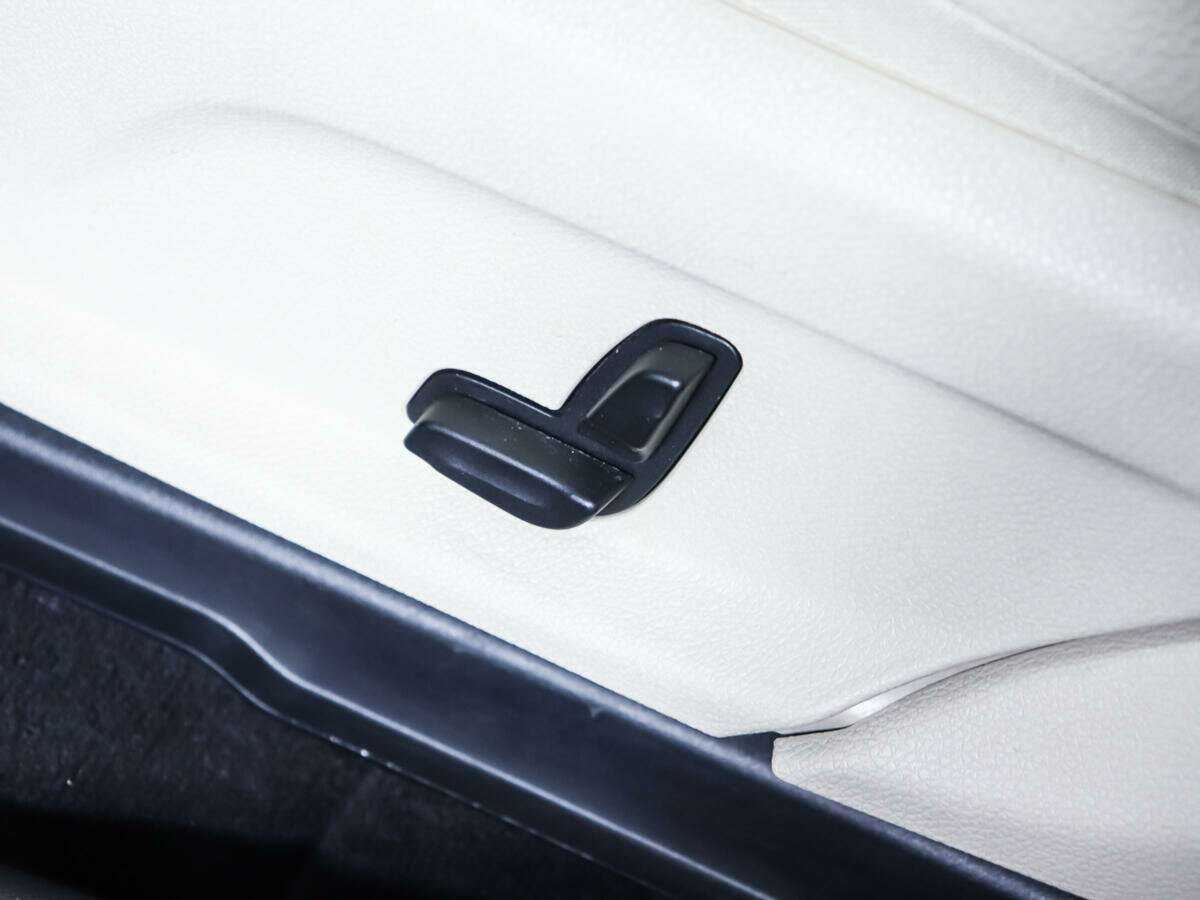 Б/У Мерседес-Бенц ГЛЦ 2016 года. Фото: #15