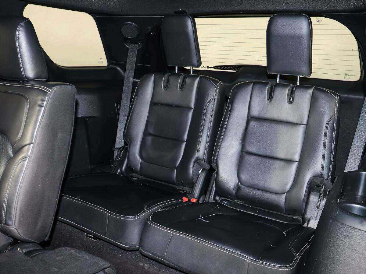 Б/У Форд Експлорер 2018 года. Фото: #10