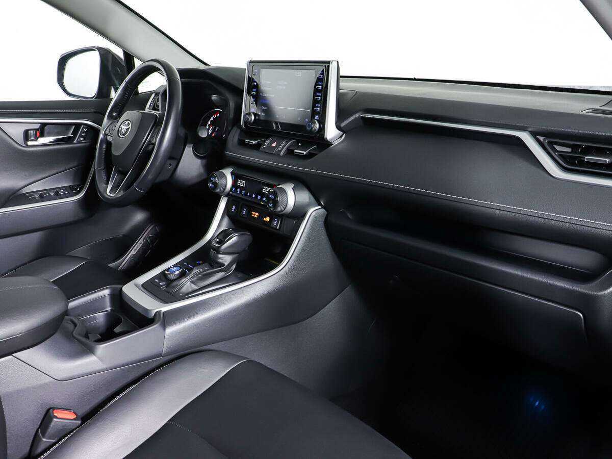 Б/У Тойота Рав4 2019 года. Фото: #8