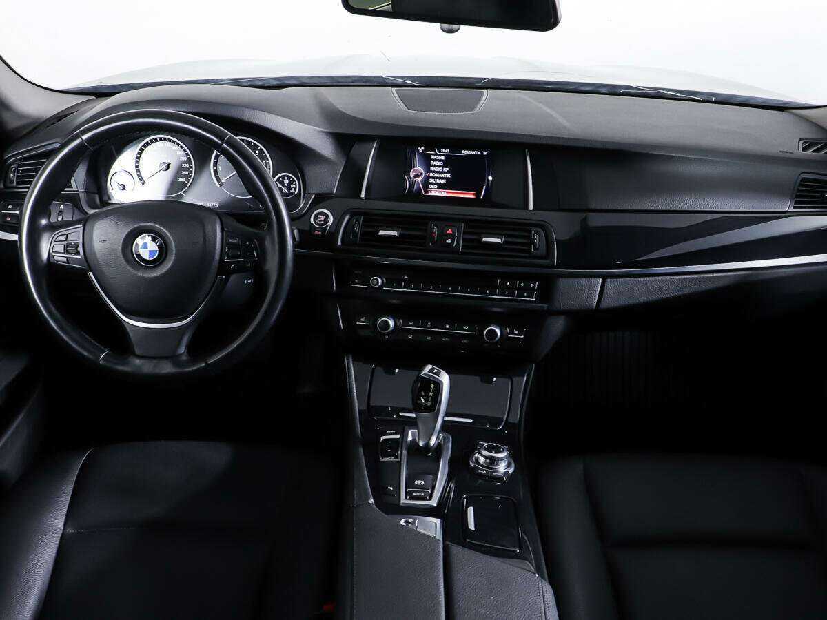 Б/У БМВ 5 серии 2015 года. Фото: #10