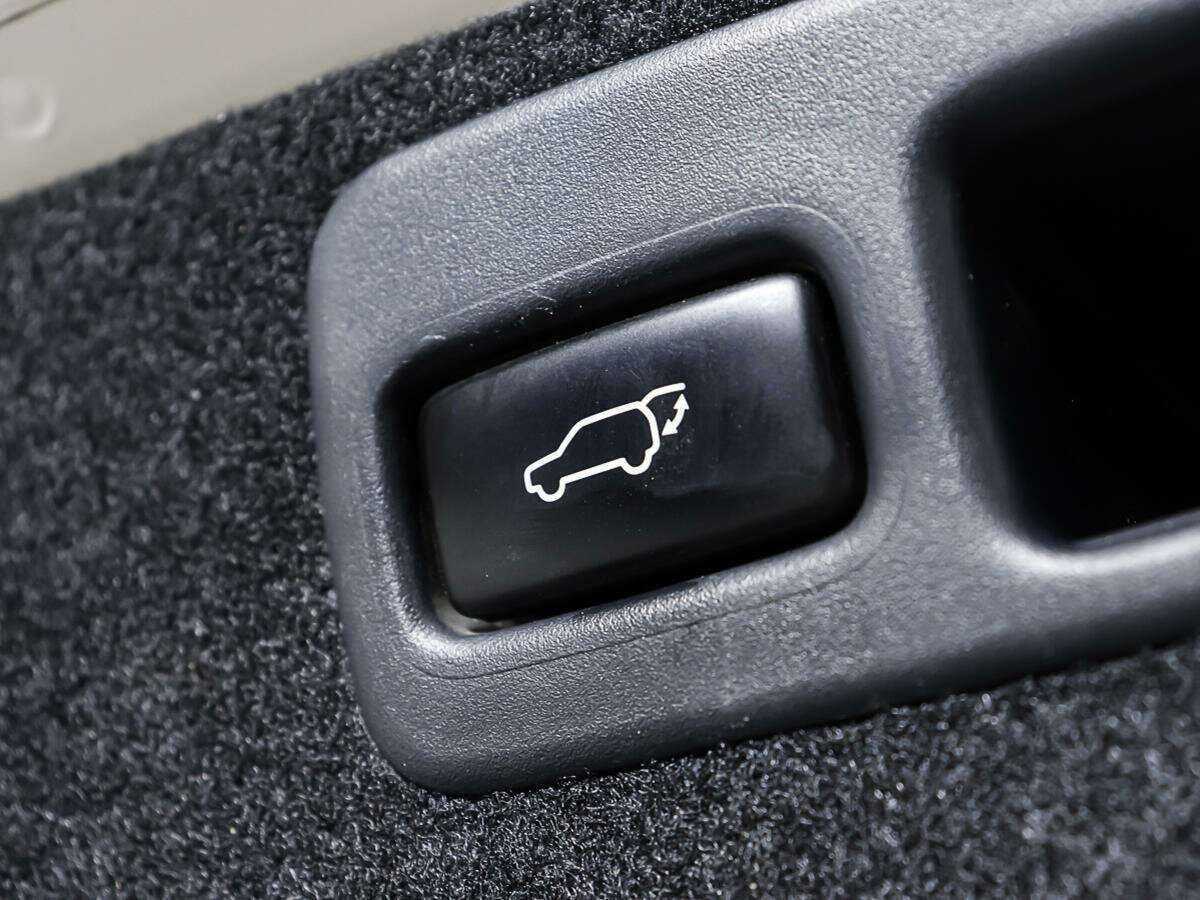 Б/У Лексус Р-Икс 2014 года. Фото: #12