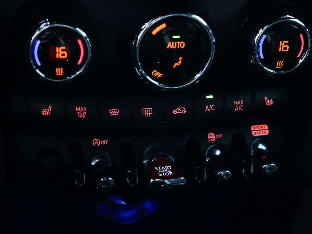 Б/У Мини Хэтч 2021 года. Фото: #17